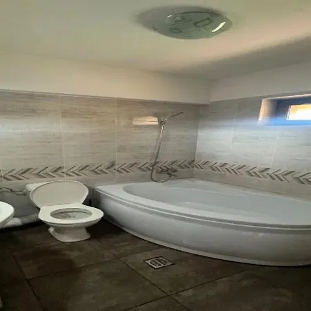 Amazing 3 Bedrooms With Jacuzzi & Terrace * Oslo