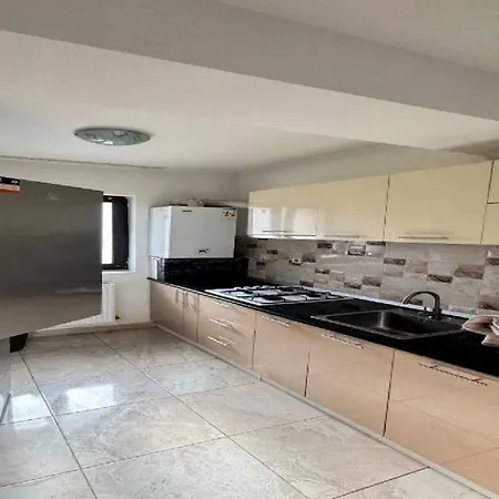 Amazing 3 Bedrooms With Jacuzzi & Terrace Apartamento